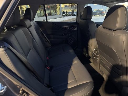 Used 2023 Subaru Outback Limited image 24