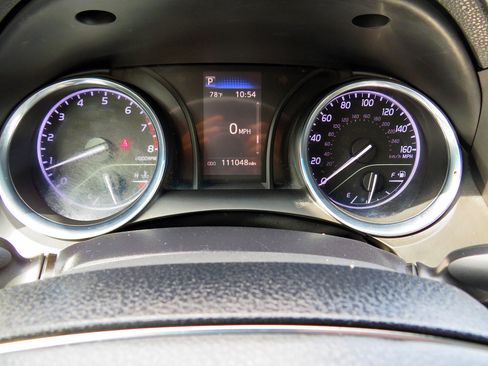 Used 2019 Toyota Camry LE image 31