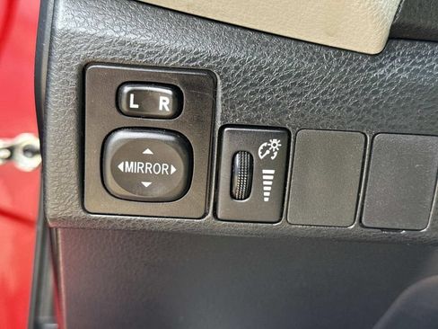 Used 2014 Toyota Corolla LE FWD image 42