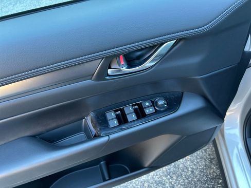 New 2025 MAZDA CX-5 AWD 2.5 S w/ Preferred Package image 15