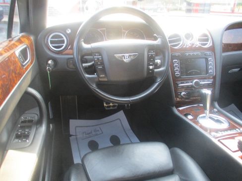 Used 2008 Bentley Flying Spur Flying Spur image 17