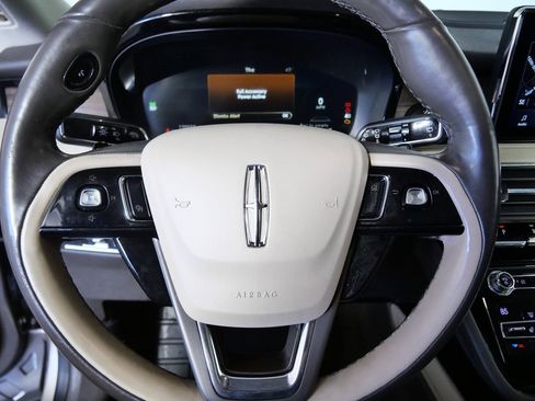 Used 2020 Lincoln Corsair Reserve w/ Equipment Group 201A image 21