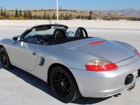 Used 2004 Porsche Boxster S image 19