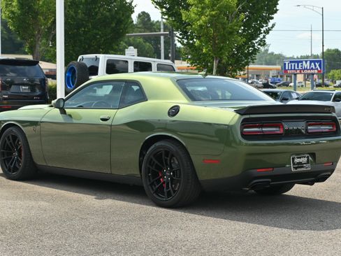 Used 2023 Dodge Challenger SRT Hellcat Redeye w/ Quick Order Package 27M image 11