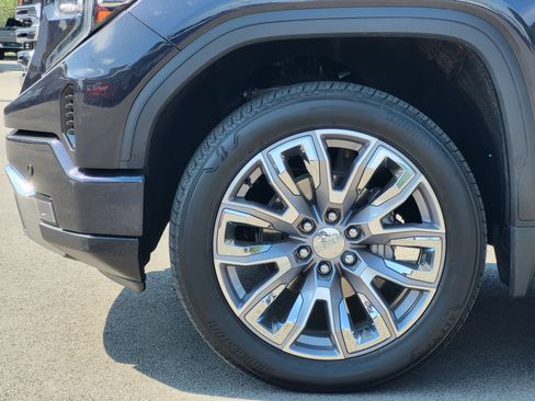 Used 2023 GMC Sierra 1500 Denali w/ Denali Reserve Package AWD/4WD image 9