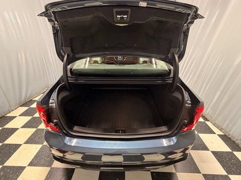 Used 2024 Volvo S60 B5 Plus w/ Climate Package AWD/4WD image 7