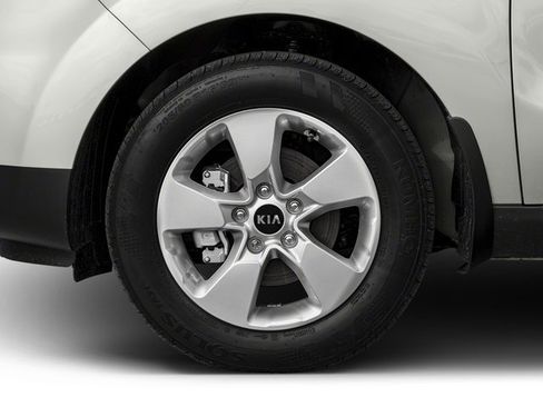 Used 2018 Kia Soul w/ Convenience Package FWD image 14