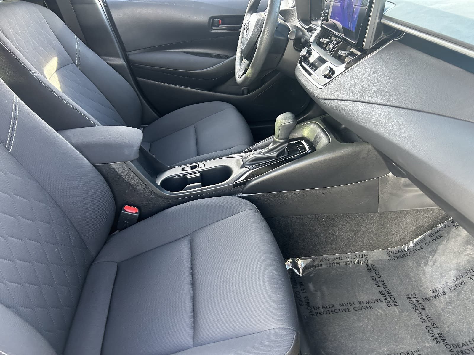 Used 2024 Toyota Corolla LE w/ LE Convenience Package FWD image 15