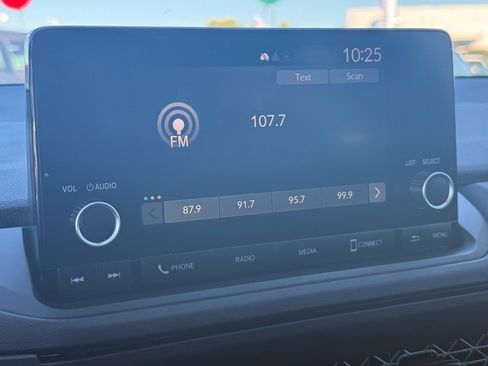 Used 2023 Honda Accord LX image 22