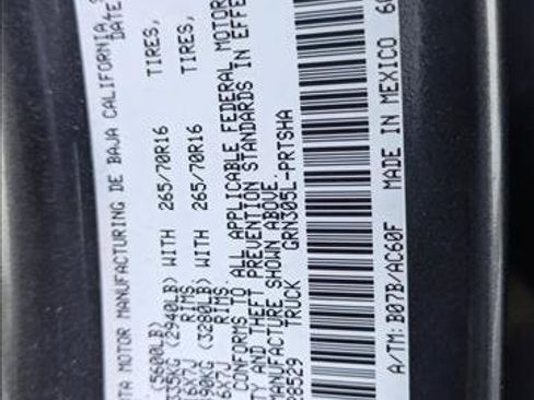 Used 2020 Toyota Tacoma TRD Off-Road image 15