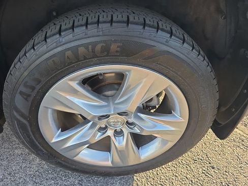 Used 2014 Toyota Highlander Limited AWD/4WD image 7