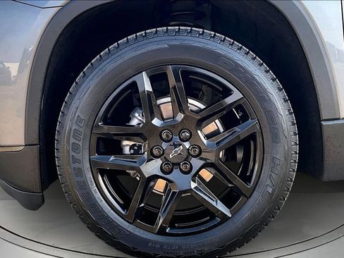 Used 2020 Chevrolet Traverse LT w/ LPO, Blackout Package image 33