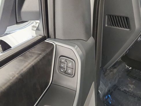 Used 2021 Ford F150 Lariat image 25