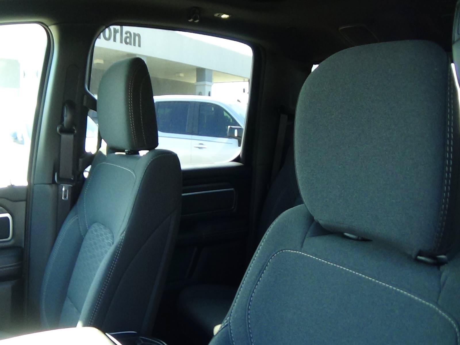 Used 2025 RAM 1500 Big Horn AWD/4WD image 19