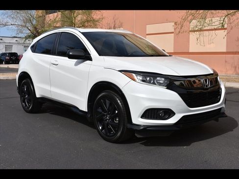 Used 2021 Honda HR-V Sport image 2
