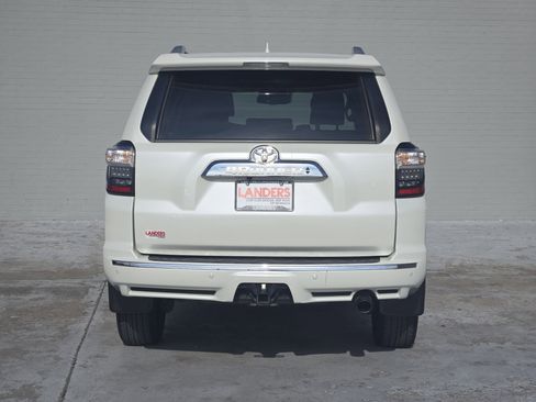 Used 2022 Toyota 4Runner Limited image 7
