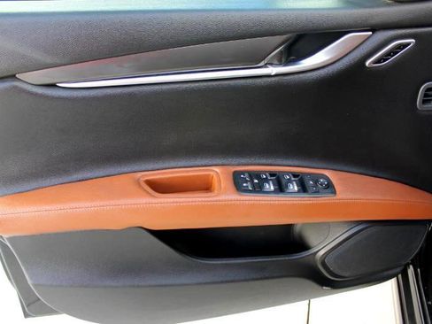 Used 2018 Maserati Ghibli image 10