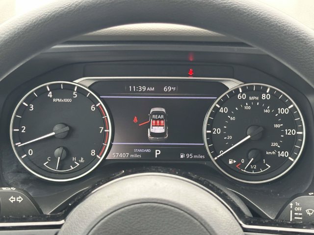 Used 2023 Nissan Rogue SV FWD image 25