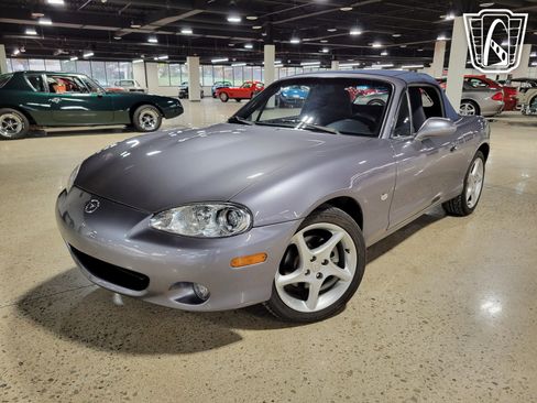 Used 2003 MAZDA MX-5 Miata Shinsen image 8