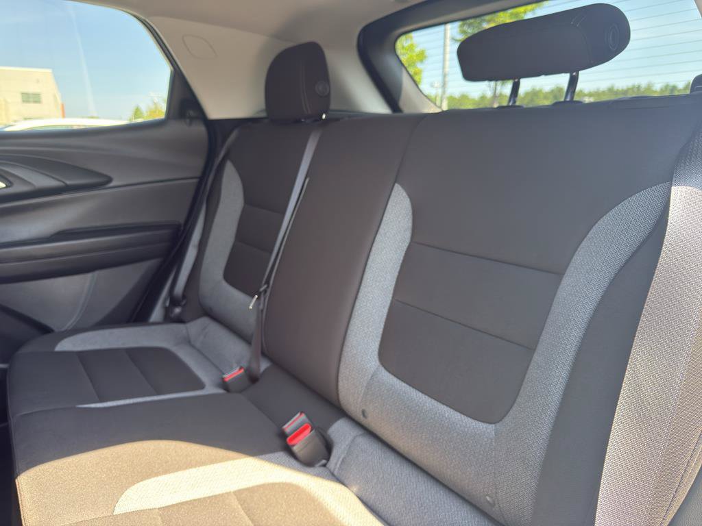 Used 2024 Chevrolet TrailBlazer LS w/ LS Convenience Package AWD/4WD image 24