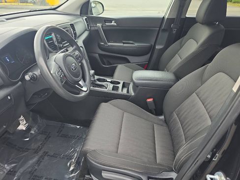 Used 2017 Kia Sportage LX FWD image 7