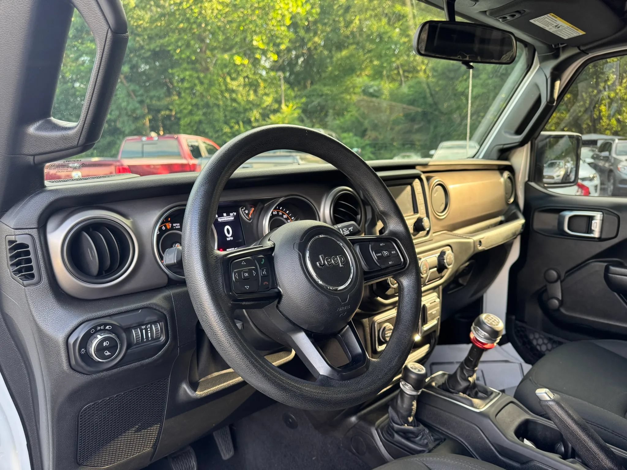 Used 2020 Jeep Gladiator Sport AWD/4WD image 18