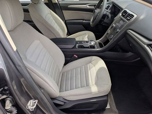 Used 2020 Ford Fusion S FWD image 28