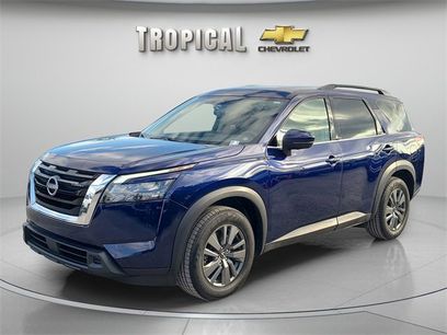 Used 2024 Nissan Pathfinder SV