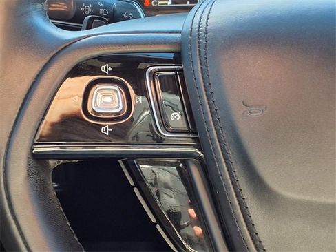 Certified 2020 Lincoln Aviator Reserve w/ Elements Package Plus image 15