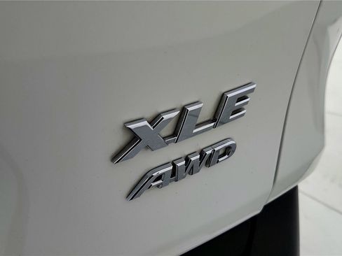 Certified 2021 Toyota RAV4 XLE Premium image 13