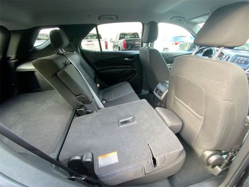 Used 2023 Chevrolet Equinox LT image 30