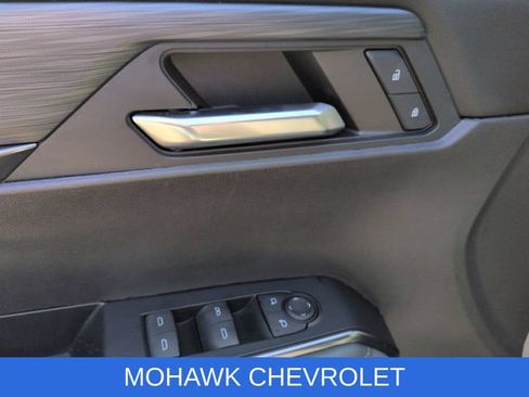 Used 2024 GMC Acadia AT4 w/ Luxury Package AWD/4WD image 24