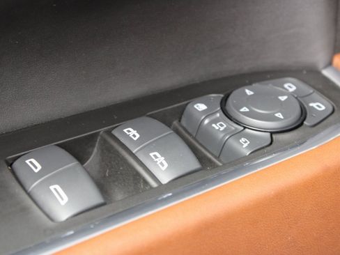 Used 2024 GMC Sierra 2500 Denali Ultimate w/ Max Trailering Package image 80