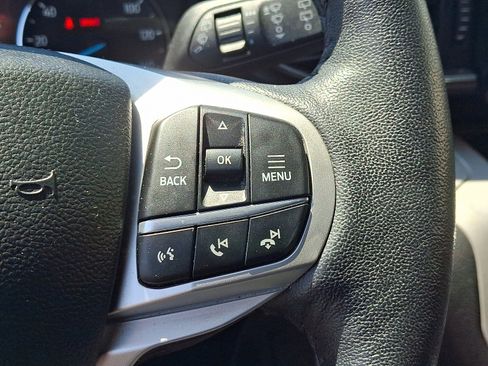 Used 2023 Ford Explorer XLT w/ Equipment Group 202A AWD/4WD image 24