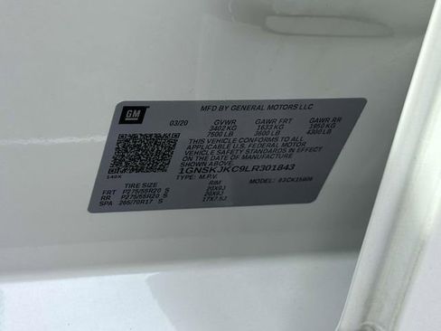 Used 2020 Chevrolet Suburban Premier image 12