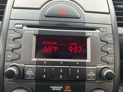 Used 2010 Kia Soul + image 23