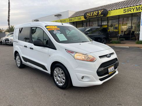 Used 2018 Ford Transit Connect XLT image 1