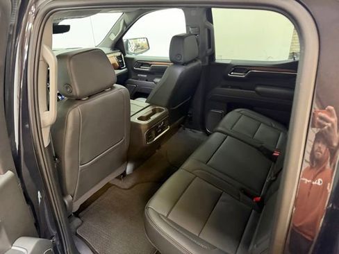Certified 2025 GMC Sierra 1500 Denali w/ Denali Reserve Package image 33