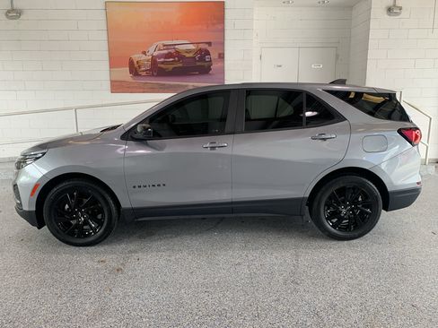 Used 2023 Chevrolet Equinox LS w/ LS Convenience Package FWD image 5