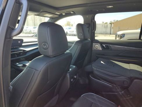 New 2026 Buick Enclave Avenir w/ Super Cruise Package image 10