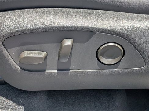 New 2025 Buick Enclave Preferred w/ Power Package image 25