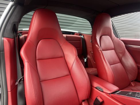 Used 2015 Porsche 911 Targa 4S image 19