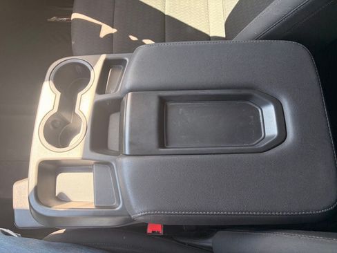 Used 2024 Chevrolet Silverado 2500 LT AWD/4WD image 15