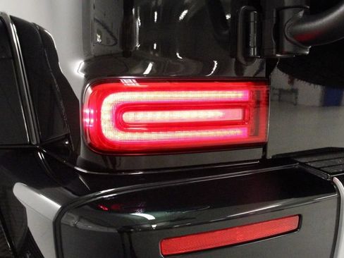 Used 2023 Mercedes-Benz G 63 AMG Squared image 15