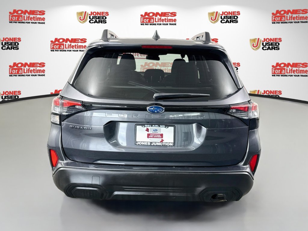 Used 2025 Subaru Forester Premium AWD/4WD image 16