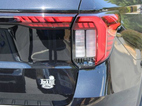 New 2026 Ford Explorer Active RWD image 23