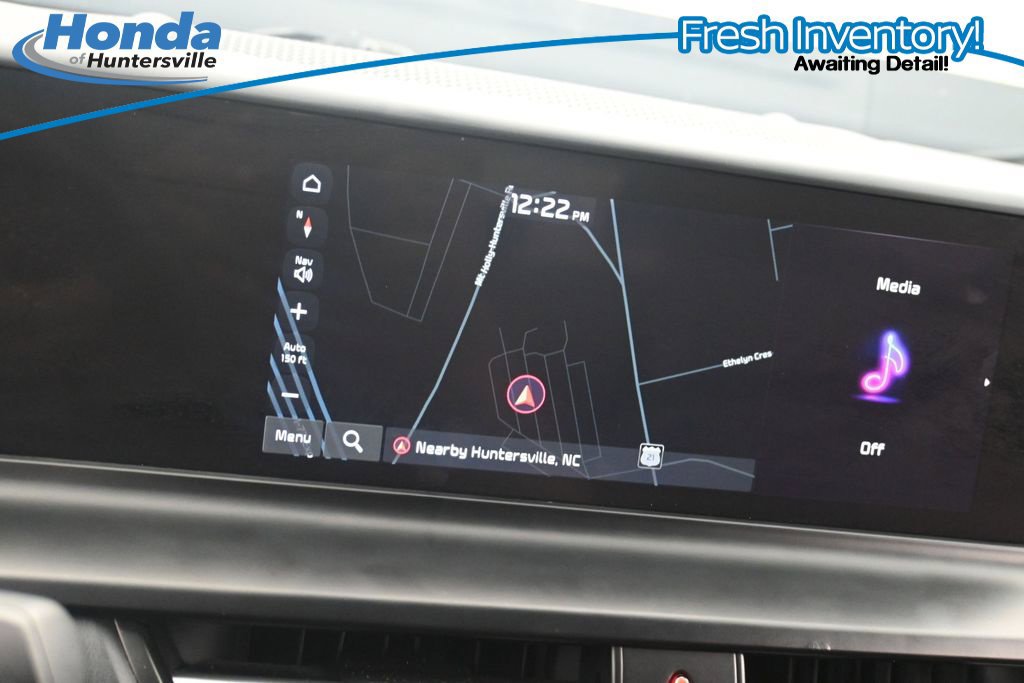 Used 2025 Kia Seltos EX AWD/4WD image 19