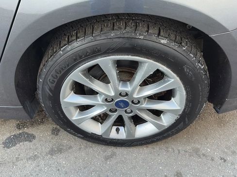 Used 2018 Ford Fusion Energi SE image 9