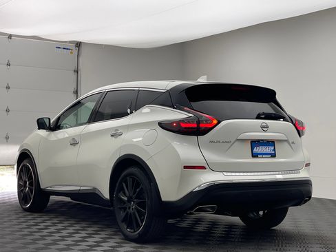Used 2024 Nissan Murano SL FWD image 13