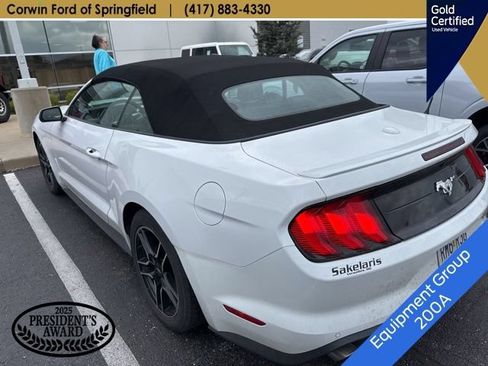 Used 2022 Ford Mustang Premium RWD image 8
